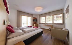 Grischuna Mountain Lodge