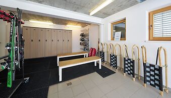 Grischuna Mountain Lodge
