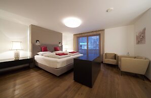 Grischuna Mountain Lodge