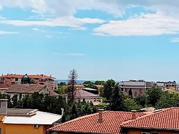 Twins Palace Apart Hotel