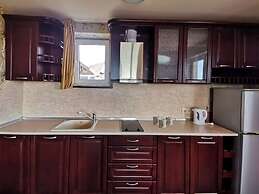 Twins Palace Apart Hotel