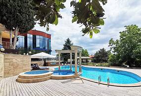 Twins Palace Apart Hotel