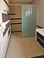 Twins Palace Apart Hotel