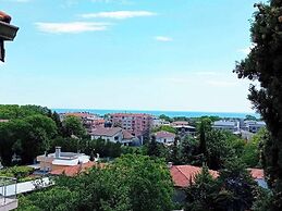 Twins Palace Apart Hotel