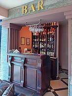 Twins Palace Apart Hotel