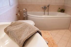 Casa a Telti by Wonderful Italy