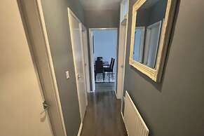 Serene Escape Cosy Apartment in Wolverhampton