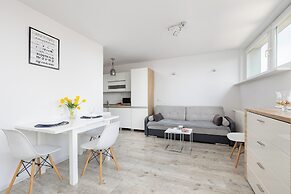 Charming Studio for 2 by Renters