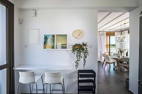 Chris Le Mare Luxury Villa