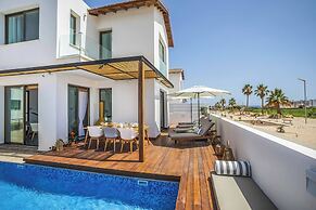 Chris Le Mare Luxury Villa