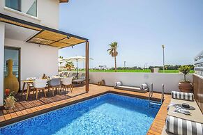 Chris Le Mare Luxury Villa