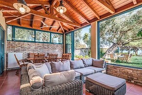 Villa Barbati Beachfront