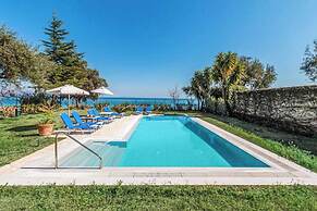 Villa Barbati Beachfront