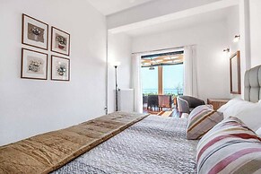 Villa Barbati Beachfront