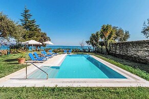 Villa Barbati Beachfront