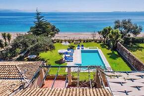 Villa Barbati Beachfront