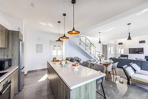 Pomos Seashore Villa