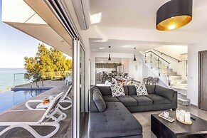 Pomos Seashore Villa