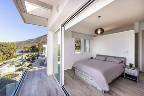 Pomos Seashore Villa