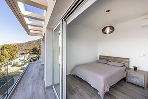 Pomos Seashore Villa