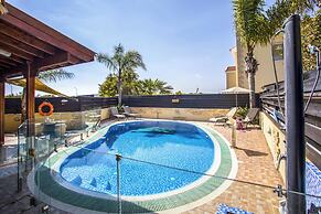 Tropical Beach Villa