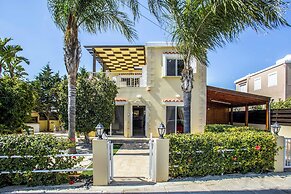 Tropical Beach Villa