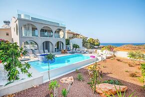 Art House by the Sea