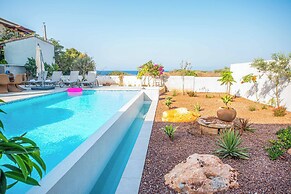 Art House by the Sea