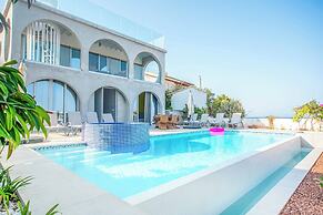 Art House by the Sea