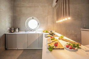 Art House by the Sea