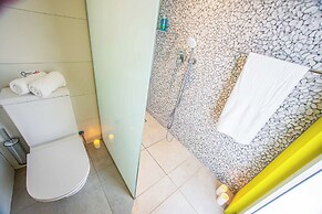 Art House by the Sea