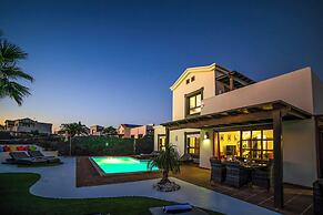 Villa Lucero