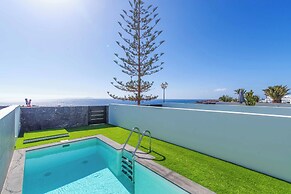 Marina Suite Villa Azul