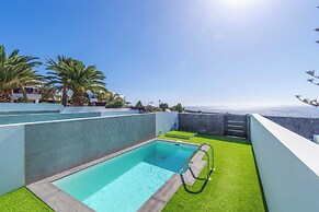 Marina Suite Villa Azul