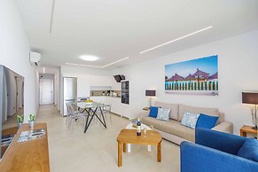 Marina Suite Villa Azul