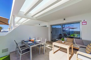 Marina Suite Villa Azul