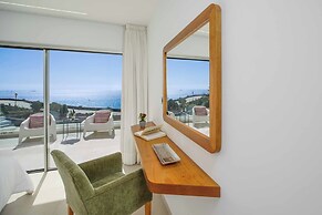 Marina Suite Villa Azul