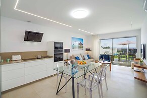 Marina Suite Villa Azul