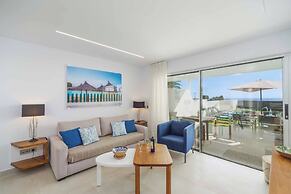 Marina Suite Villa Azul