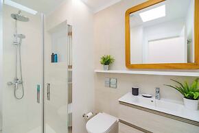 Marina Suite Villa Agua