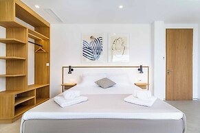 Villa Above the Blue