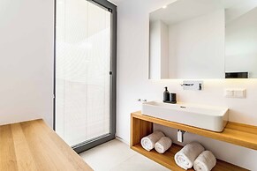 Villa Above the Blue