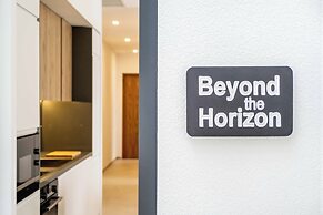 Villa Beyond the Horizon