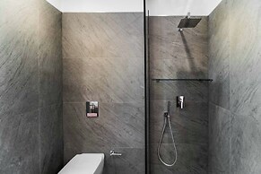 Villa Beyond the Horizon