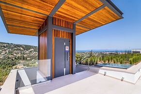 Villa Beyond the Horizon