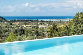 Villa Beyond the Horizon