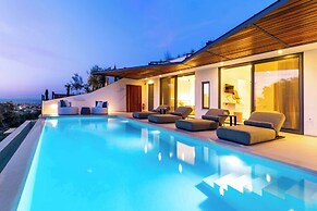 Villa Beyond the Dream