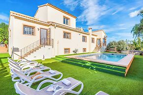 Villa Ricardo