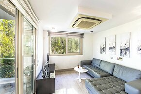 Harmonia Beach Villa