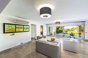 Harmonia Beach Villa